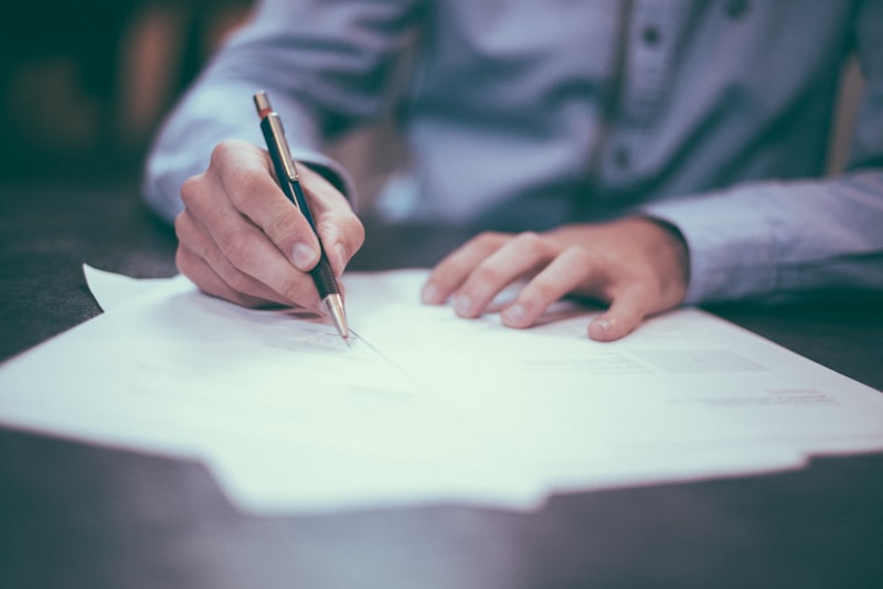Data Governance & Compliance